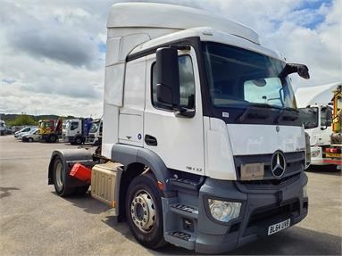 MERCEDES-BENZ ACTROS 1840 4X2 SLEEPER EURO 6 TRACTOR UNIT 2 Seats Sleep Cab Air Susp Diesel - WHITE - BL64UVB - 2 Door Tractor Unit
