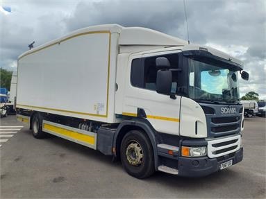 SCANIA P250 4X2 DAY EURO 6 FRIDGE BOX 2 Seats Day cab Air Susp 25ft Diesel - WHITE - PO67USD - 2 Door Fridge Box Van Body