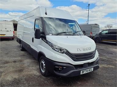 IVECO DAILY 35S14 DIESEL 2.3 High Roof Van 4100 WB Hi-Matic Diesel - WHITE - BF74HCL - 5 Door Panel Van