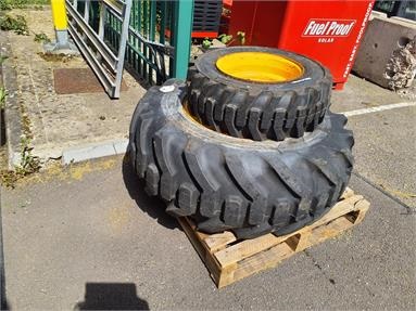 WHEELS & TYRES 17.5 / 24 WITH TYRE 16.5 / 10 WITH TYRE Not Specified - YELLOW - P791321 - Plant Item