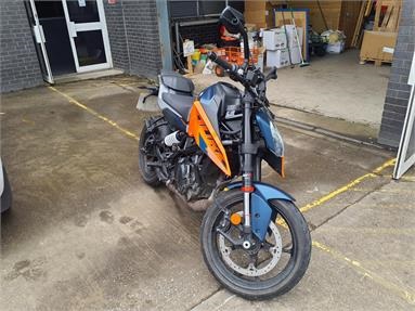 KTM 125 DUKE 24  Petrol - ORANGE - YT24UBW - Motorbike