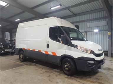 IVECO DAILY 35S12 DIESEL 2.3 Van 3520 WB Diesel - WHITE - BL68OWU - 5 Door Panel Van