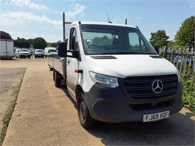 MERCEDES-BENZ SPRINTER 316CDI L3 DIESEL RWD 3.5t Dropside Diesel - WHITE - FJ69VGF - 2 Door Dropside Body
