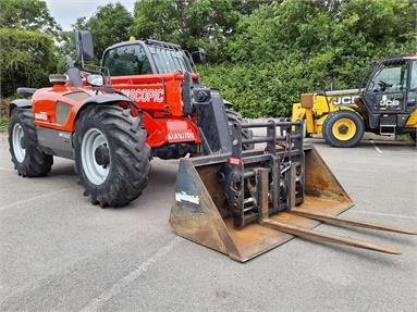 MANITOU MT932 TELEHANDLER WITH FORKS & BUCKET Diesel - RED - WX57OFY - Plant Item