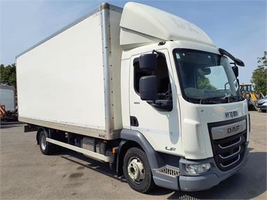 DAF LF180 4X2 DAY EURO 6 GRP BOX 3 Seats GRP Body Day cab Steel Susp 20ft Diesel - WHITE - HY70BOV - 2 Door Box Body