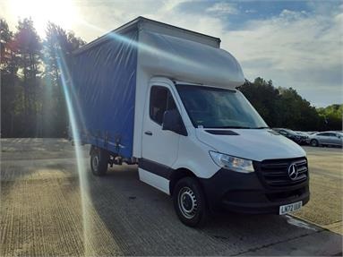 MERCEDES-BENZ SPRINTER 315CDI L2 DIESEL RWD 3.5t Progressive Chassis Cab Diesel - WHITE - LN72UUR - 2 Door Dropside Body