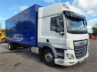DAF CF260 4X2 SPACECAB EURO 6 GRP BOX 2 Seats GRP Body Sleep Cab Air Susp 24.5ft Diesel - WHITE - FN68HVX - 2 Door Box Body