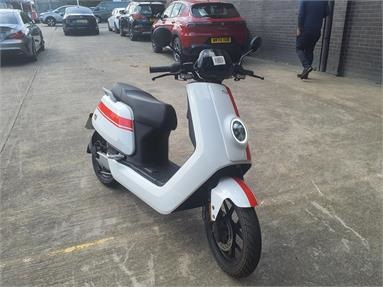 NIU NQi GTS STANDRD RANGE 2022  Electric - WHITE AND RED - PL24UKN - Motorbike