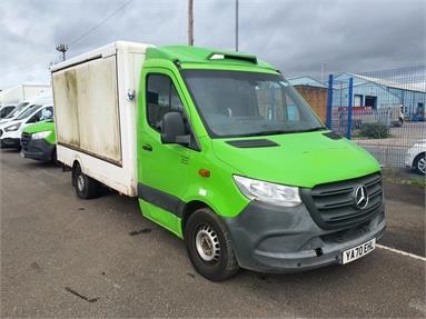 MERCEDES-BENZ SPRINTER 314CDI L2 DIESEL FWD 3.5t Progressive Chassis Cab 9G-Tronic Diesel - GREEN - YA70EHL - 2 Door Fridge Box Van Body