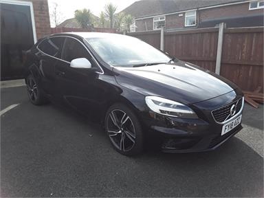 VOLVO V40 T2 [122] R DESIGN Pro 5dr Petrol - BLACK - FY18AZZ - 5 Door Hatchback
