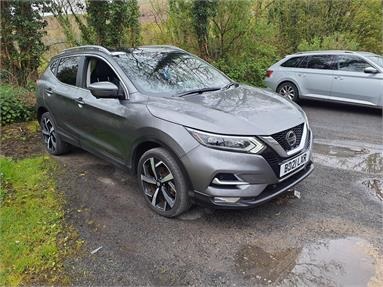 NISSAN QASHQAI 1.3 DiG-T N-Motion 5dr Petrol - GREY - BD21LXR - 5 Door Hatchback
