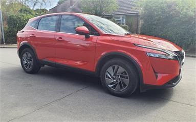 NISSAN QASHQAI HATCHBACK 1.3 DiG-T MH 158 Acenta Premium 5dr Xtronic Petrol/Hybrid - RED - YH72HYN - 5 Door Hatchback