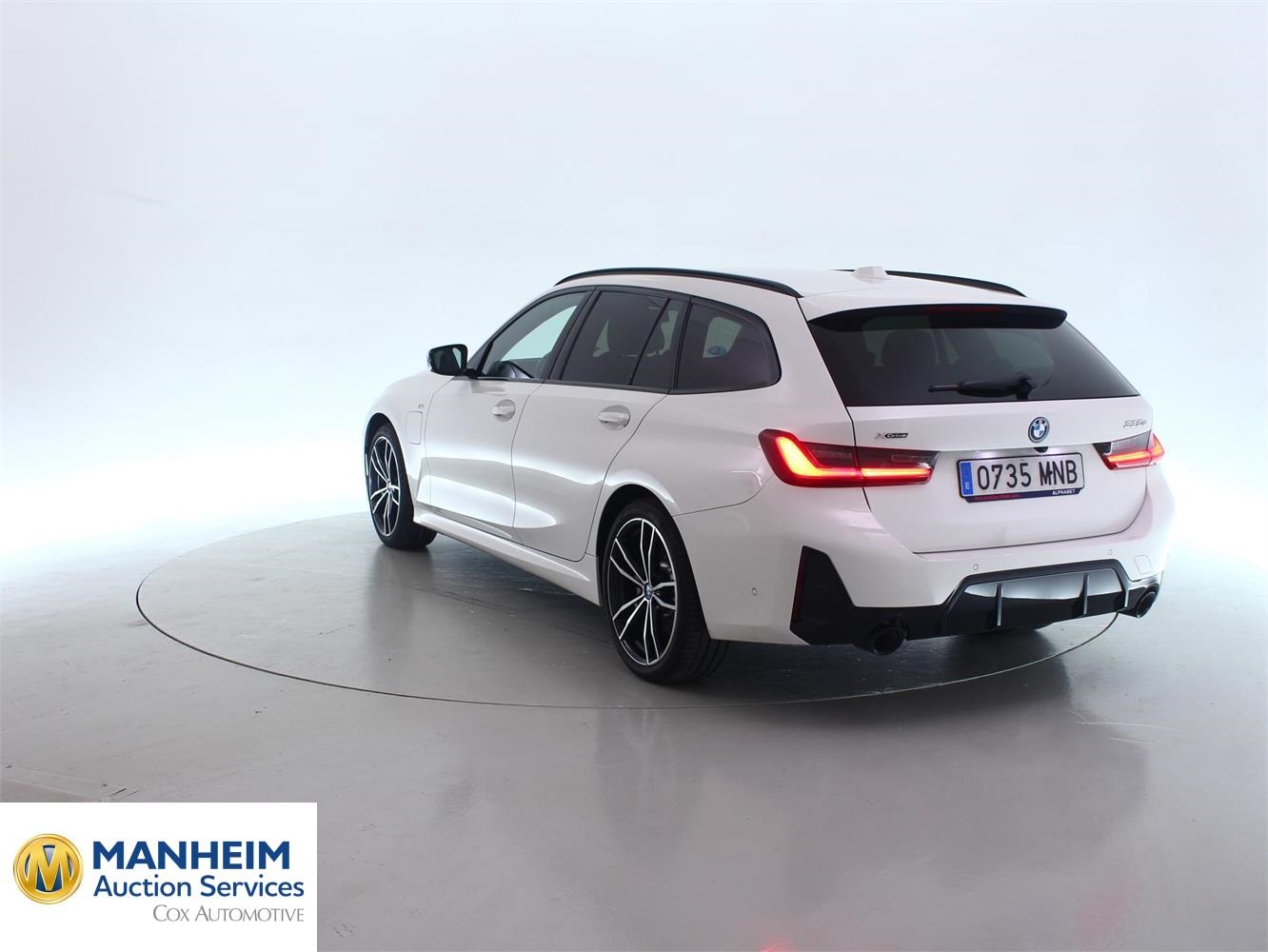 Foto BMW 330e xDrive Touring (G21) 2