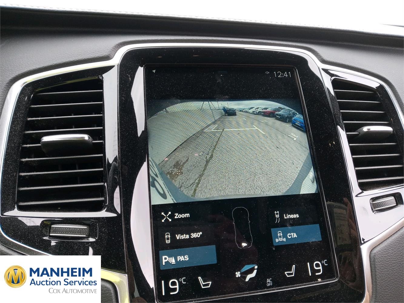 Foto Volvo XC90 16