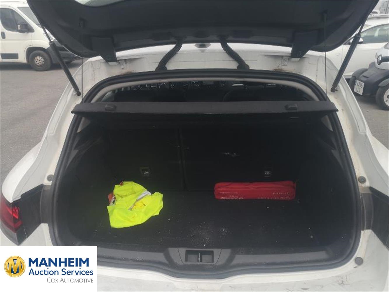 Foto Renault MEGANE 4 8