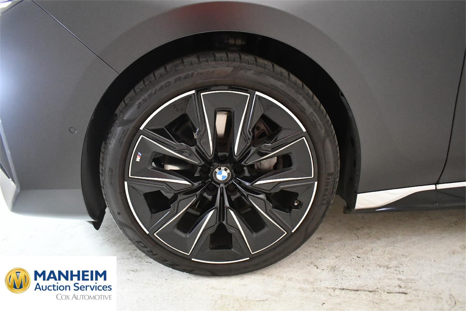 Foto BMW i7 xDrive 60 (G70) 32