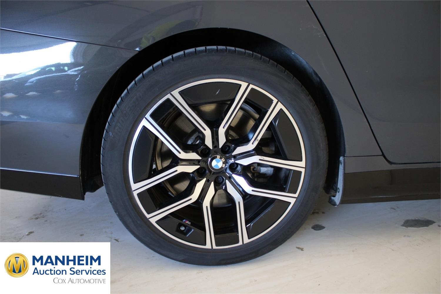 Foto BMW i7 xDrive 60 (G70) 35