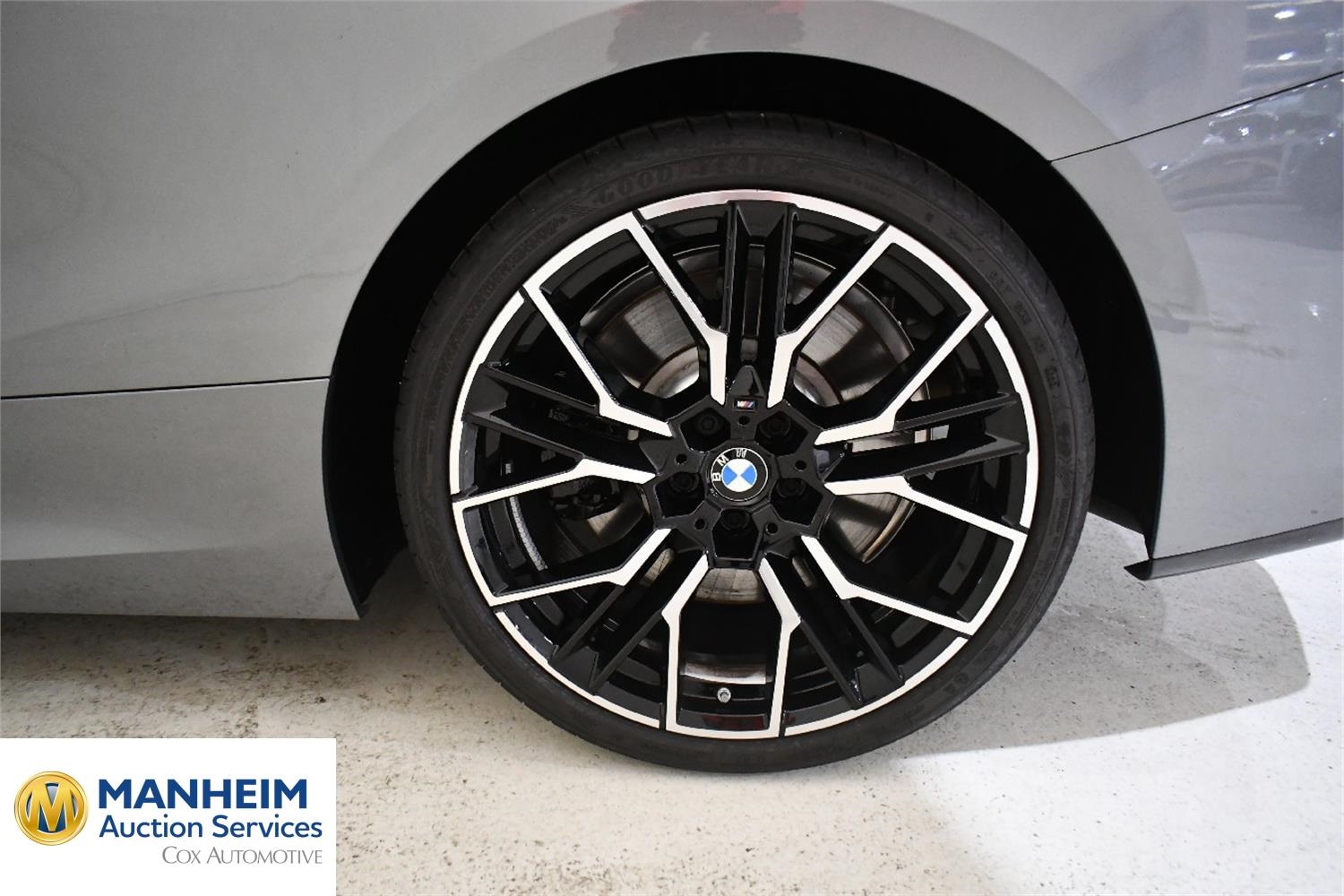 Foto BMW 840i Cabrio (G14) 36