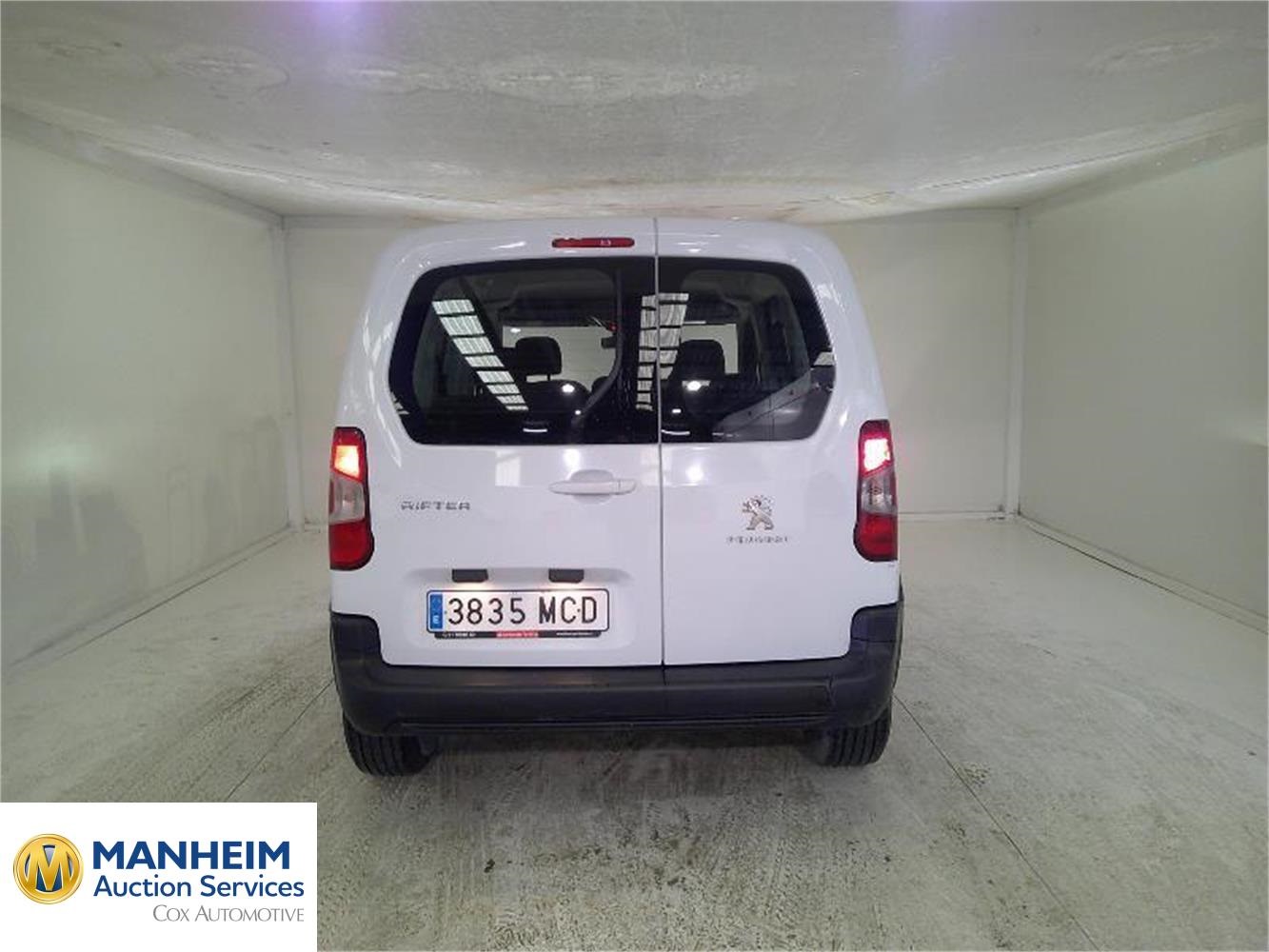 Foto Peugeot Rifter 8