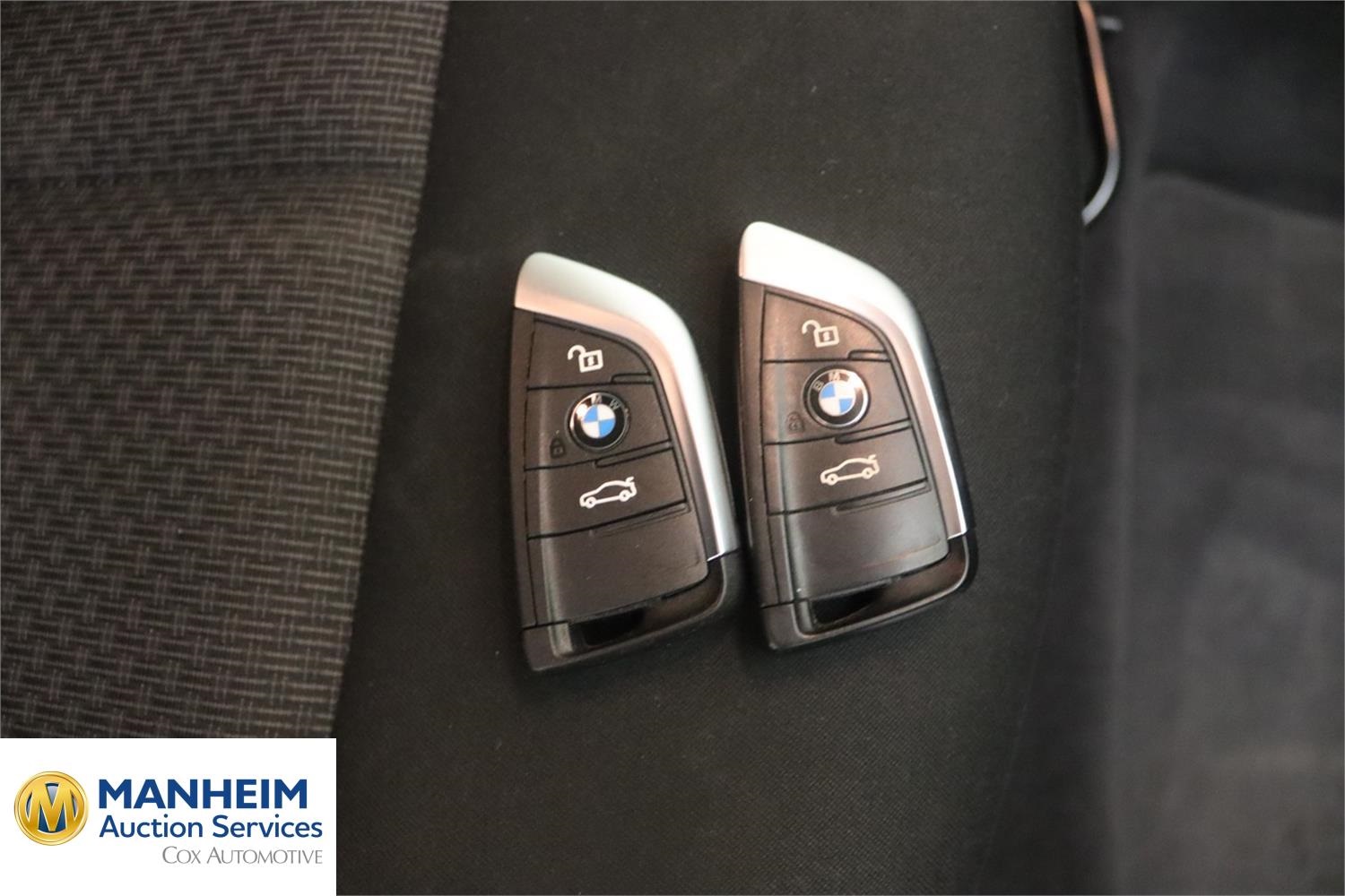 Foto BMW X1 sDrive18d Corporate (F48) 14