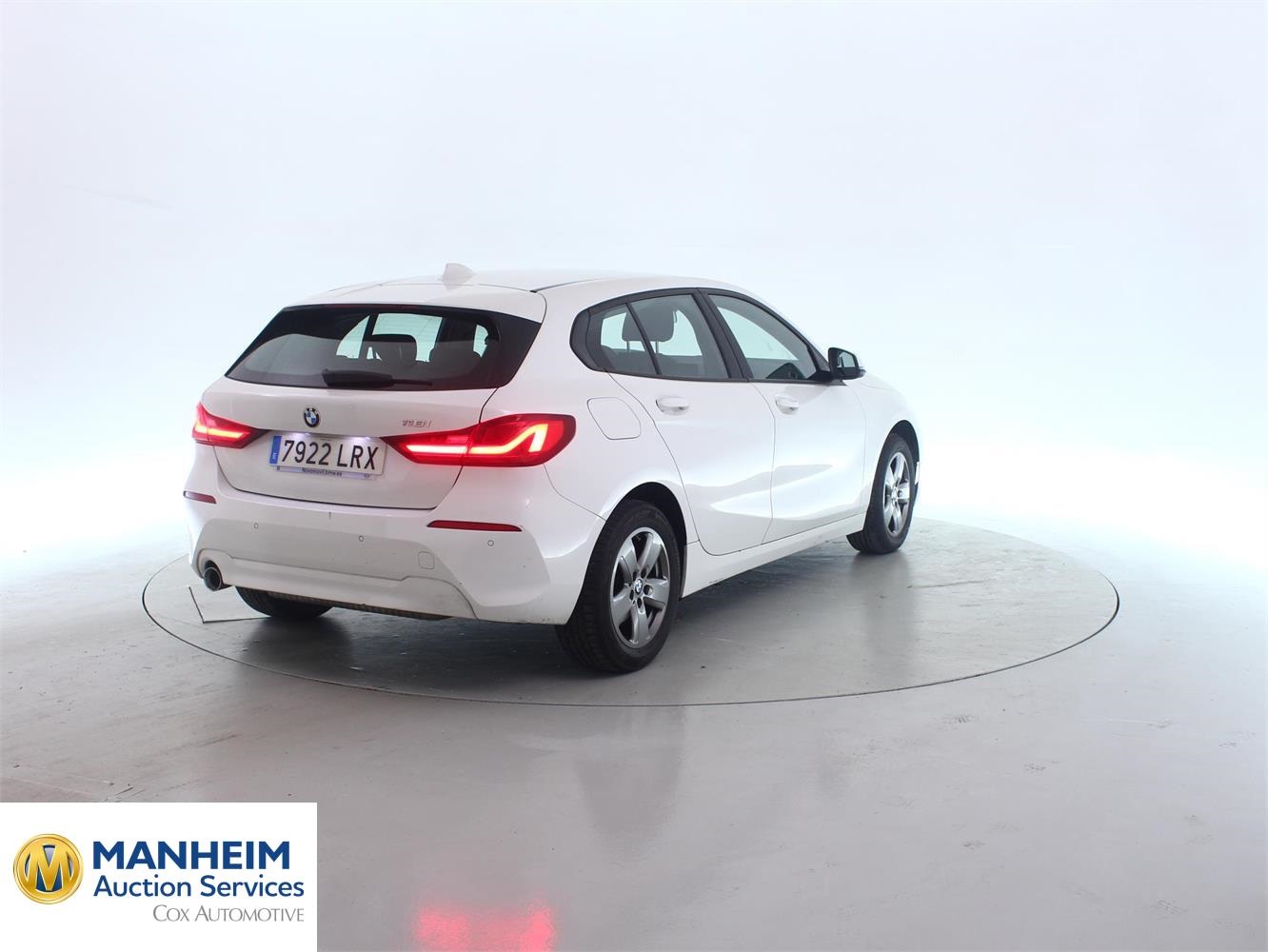 Foto BMW 118i (F40) 3