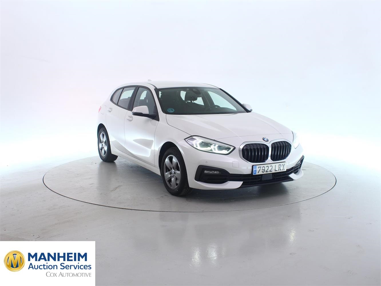 Foto BMW 118i (F40) 4