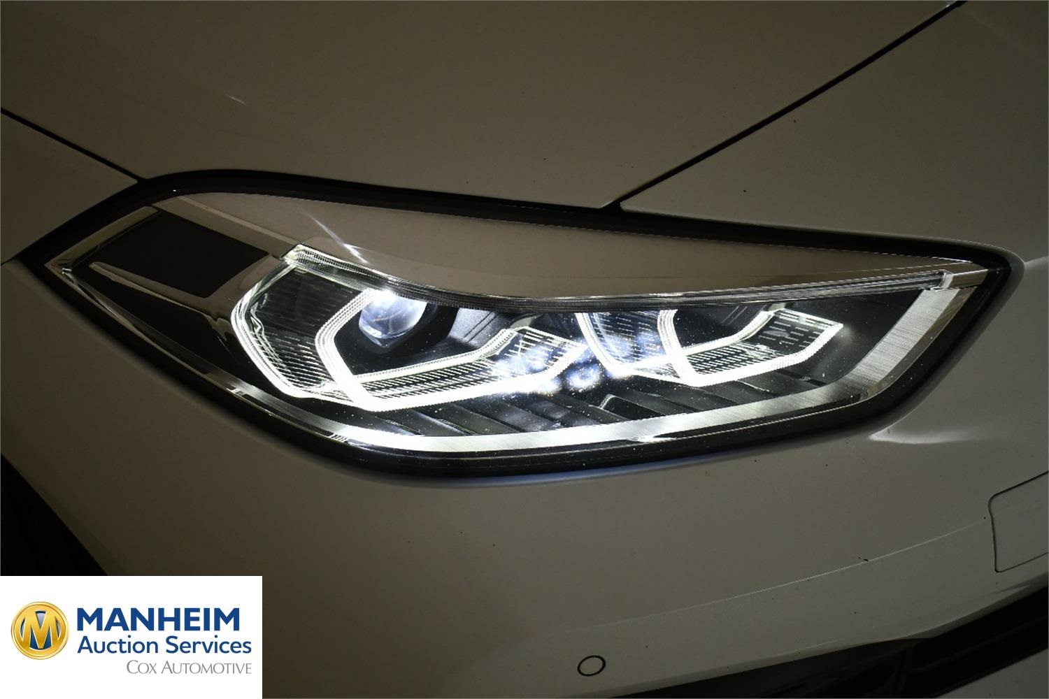 Foto BMW 118i (F40) 15