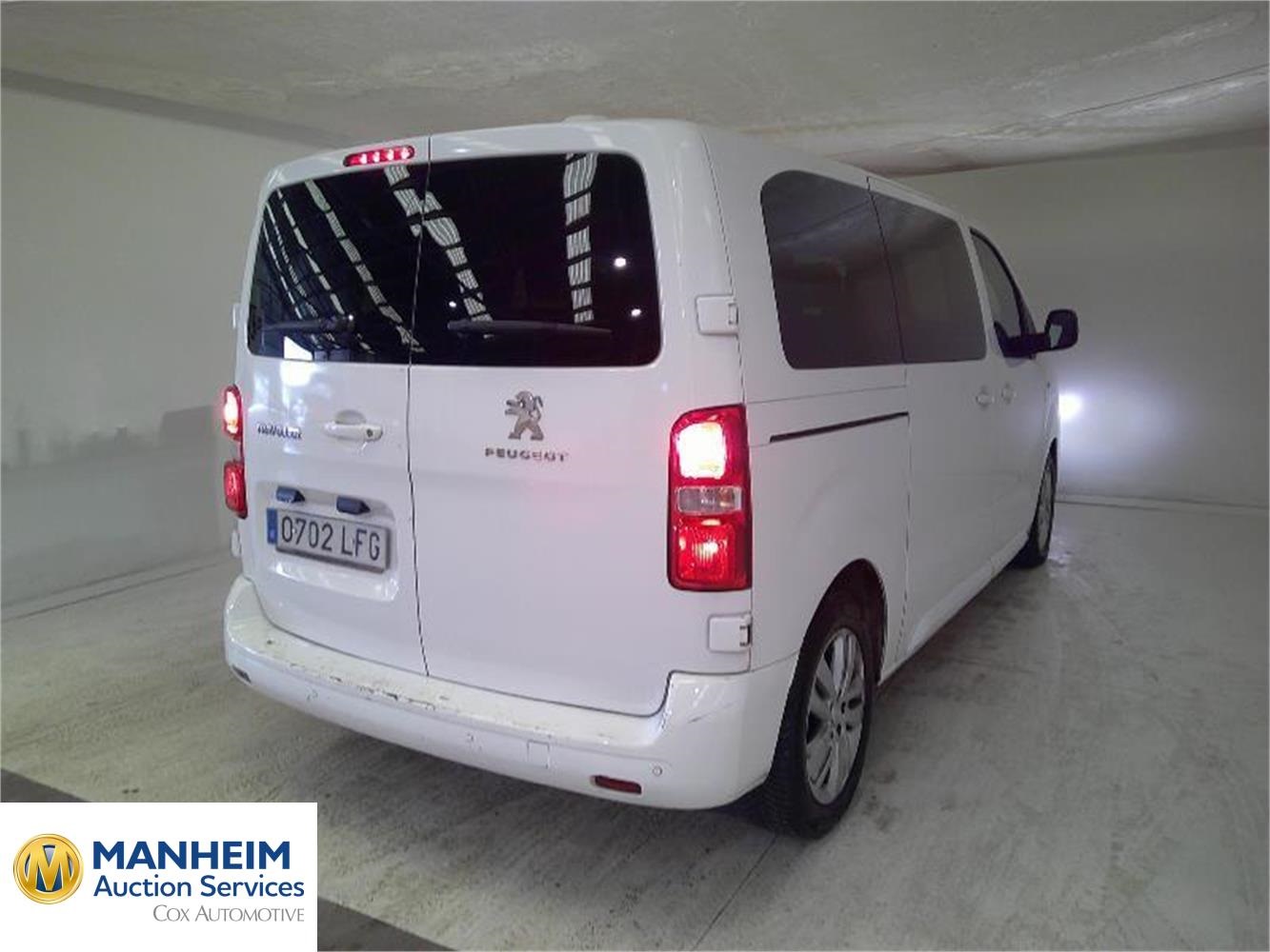 Foto Peugeot TRAVELLER 2