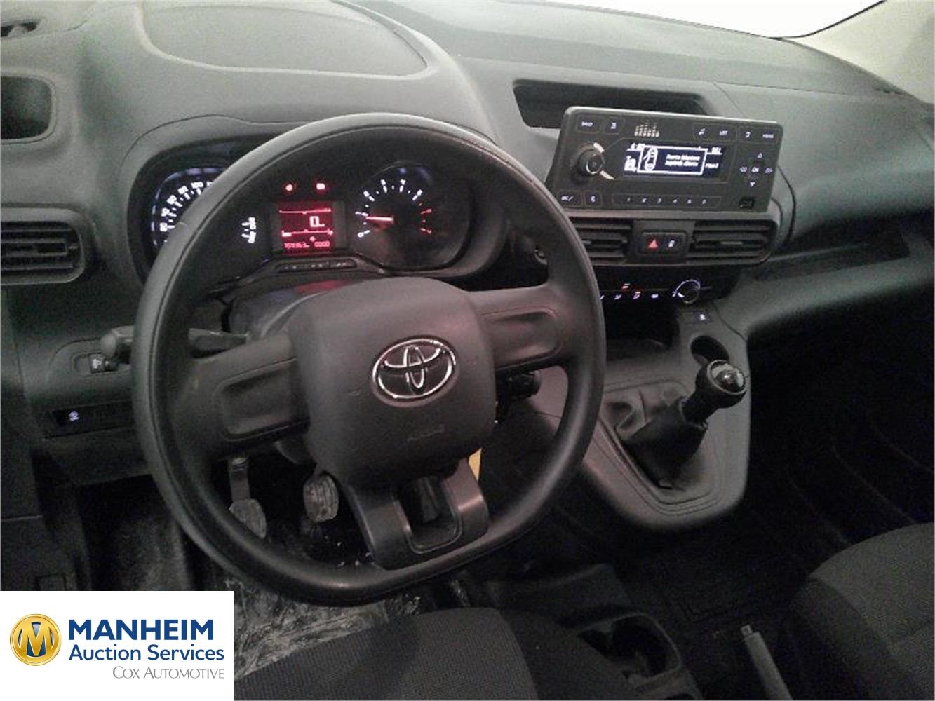 Foto Toyota Proace City 4