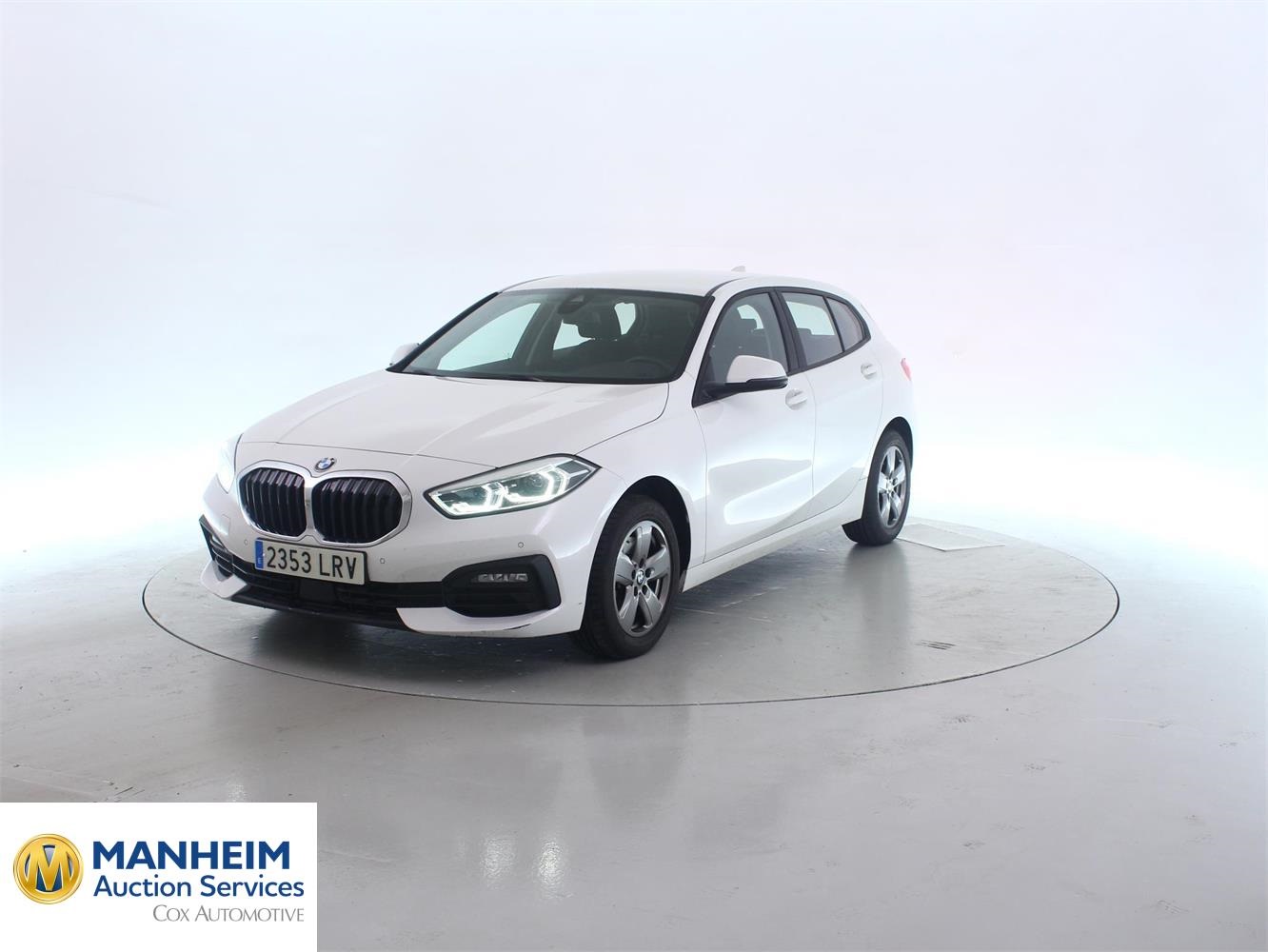 BMW 118i (F40) 