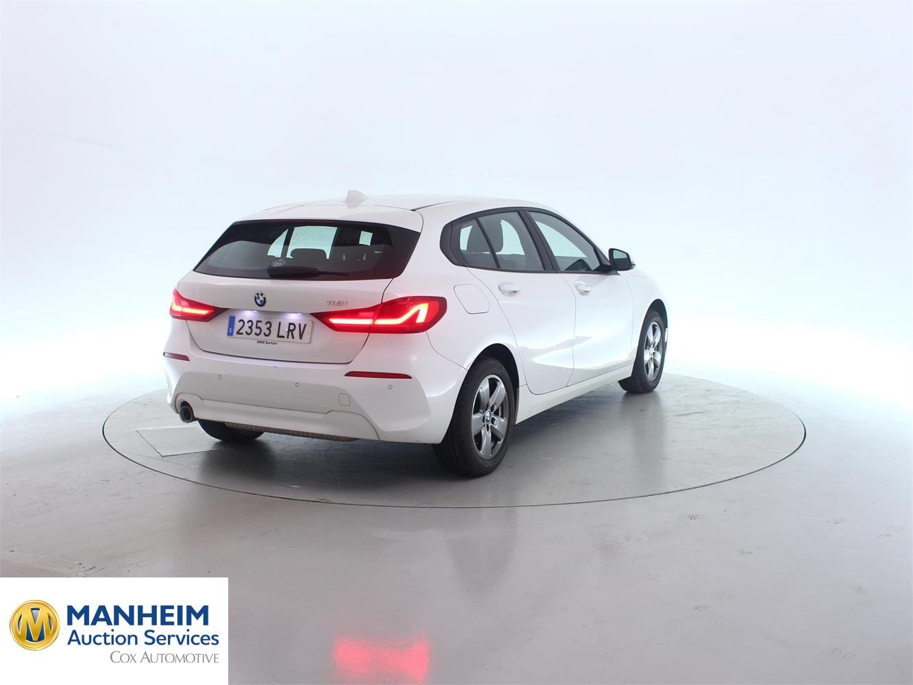 Foto BMW 118i (F40) 3