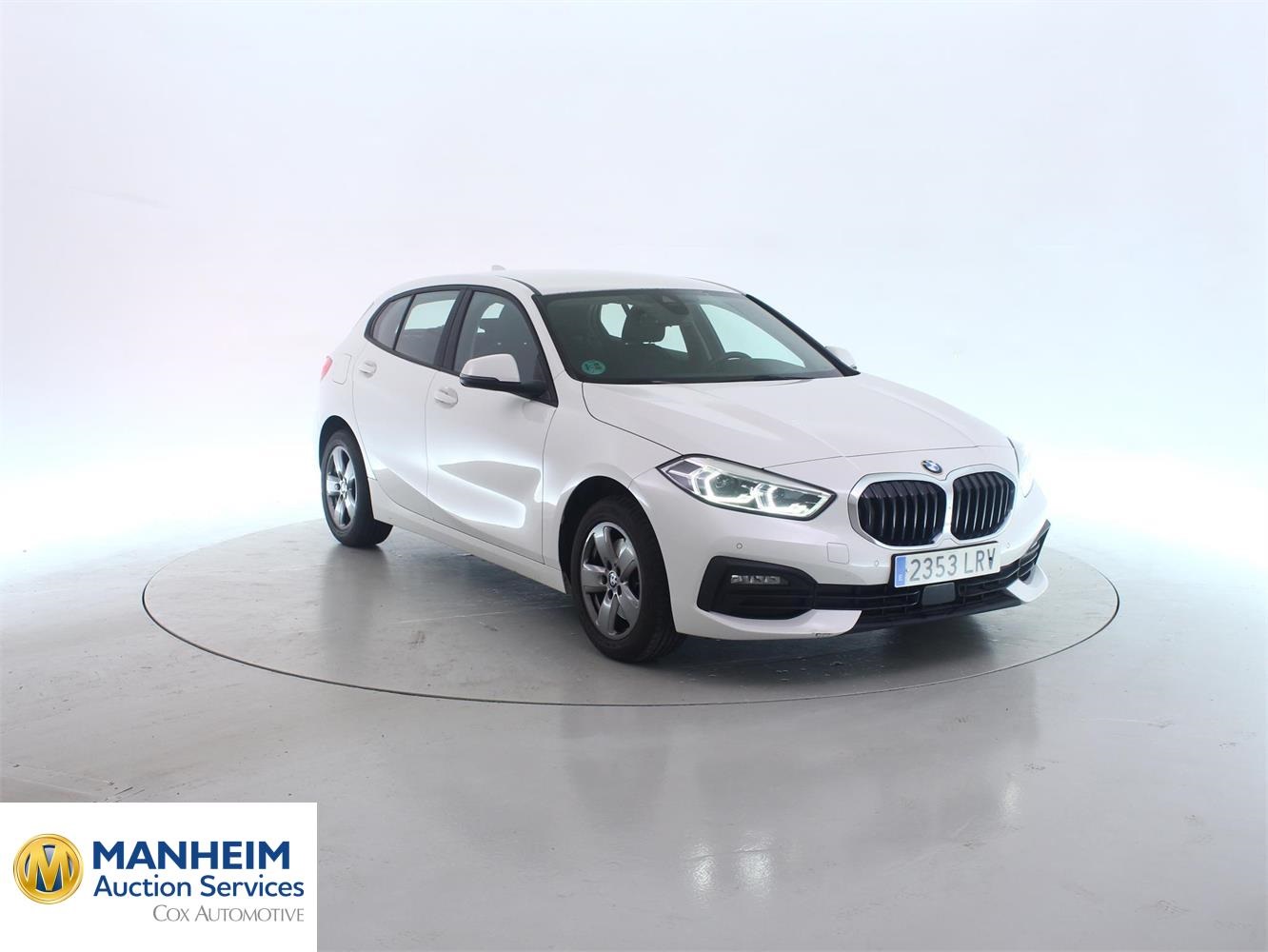 Foto BMW 118i (F40) 4