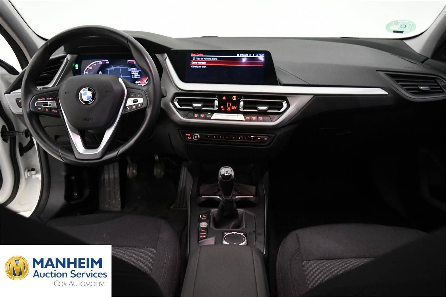Foto BMW 118i (F40) 8