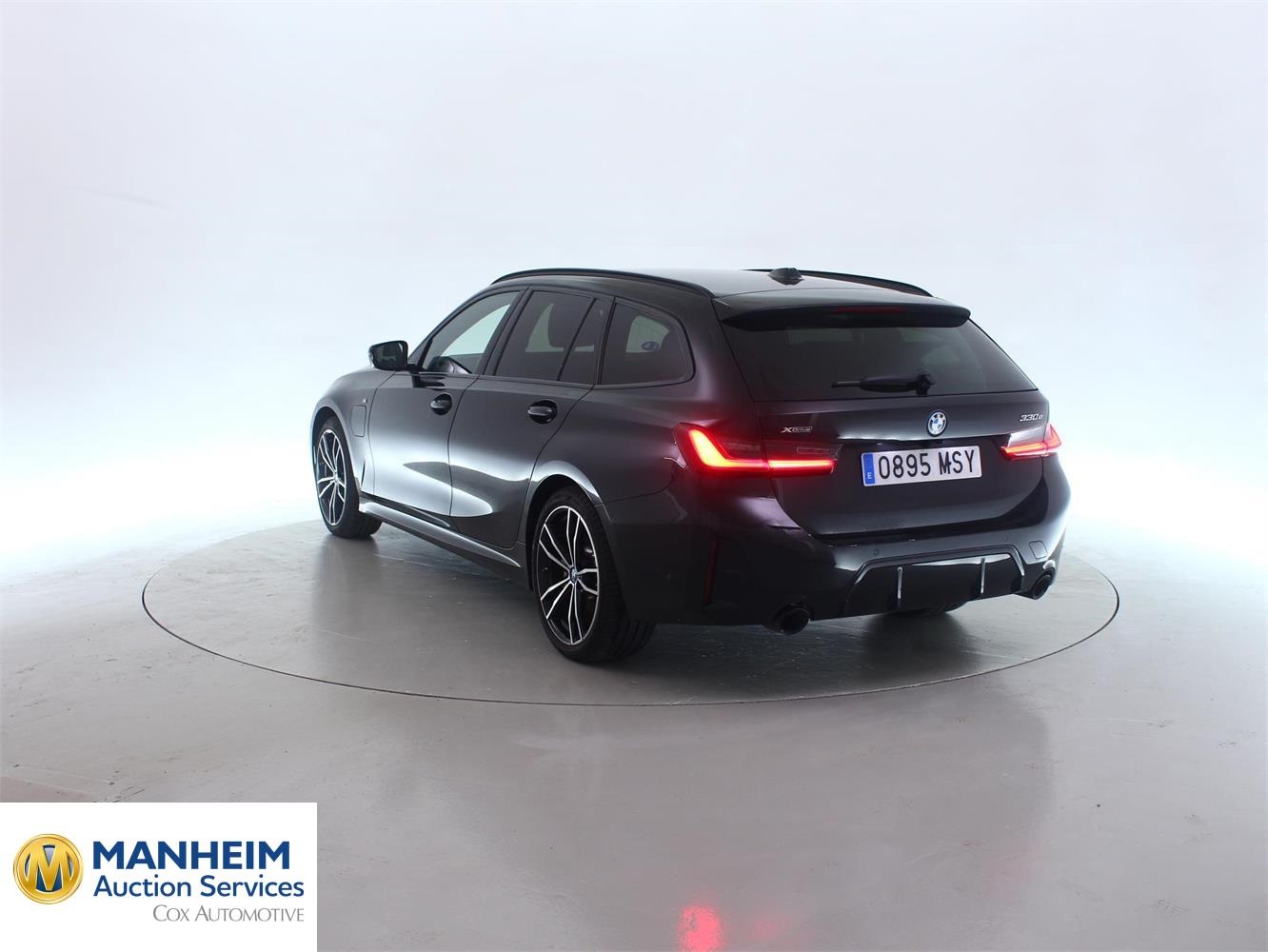 Foto BMW 330e xDrive Touring (G21) 2