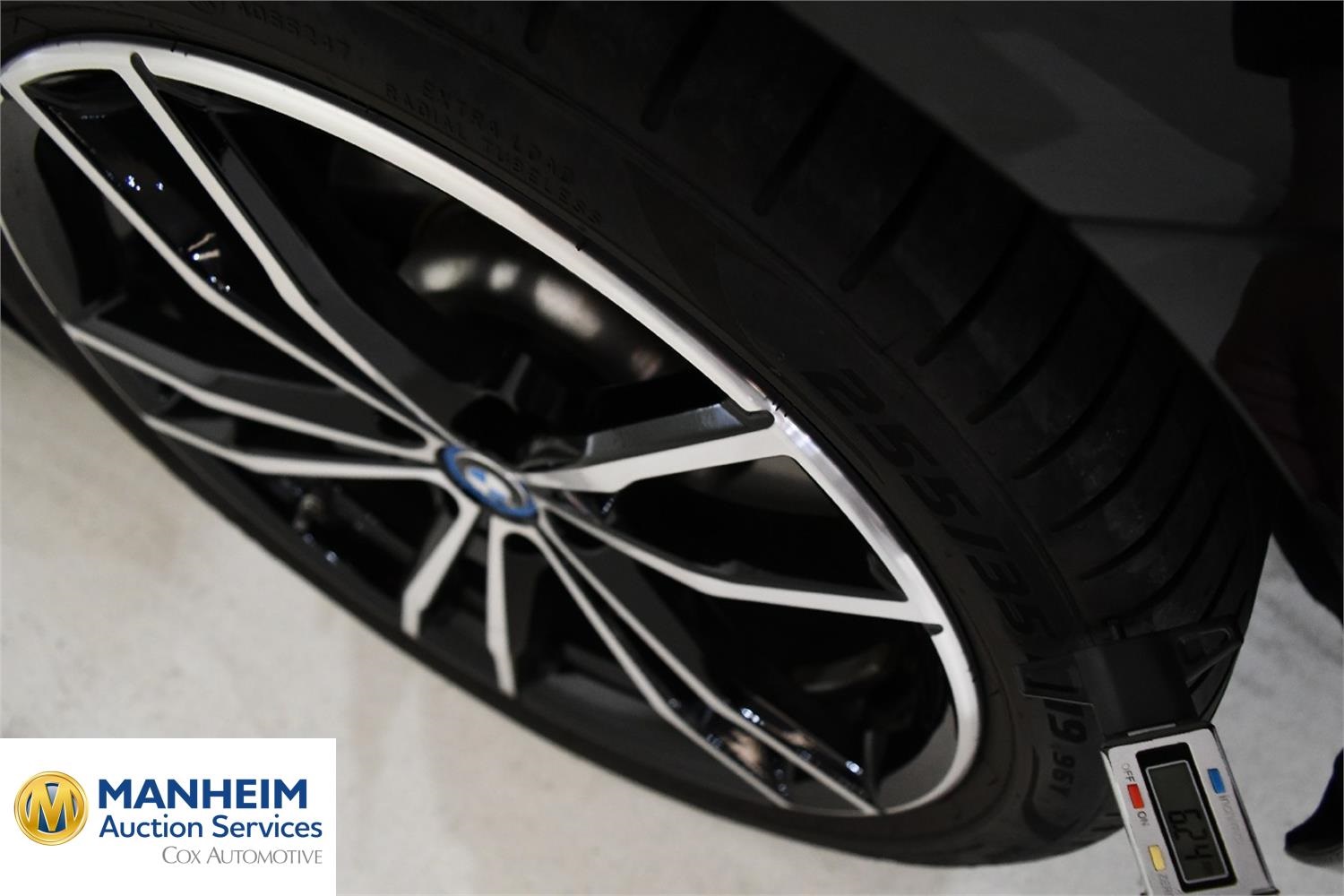 Foto BMW 330e xDrive Touring (G21) 22