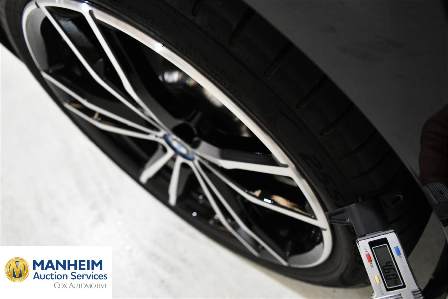 Foto BMW 330e xDrive Touring (G21) 23