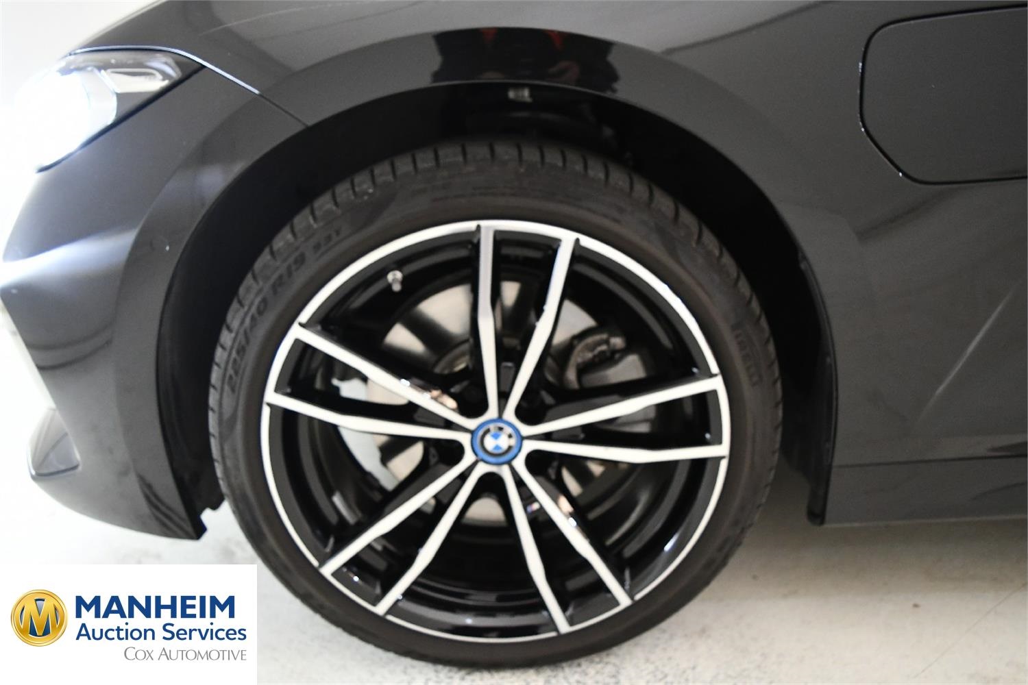 Foto BMW 330e xDrive Touring (G21) 31
