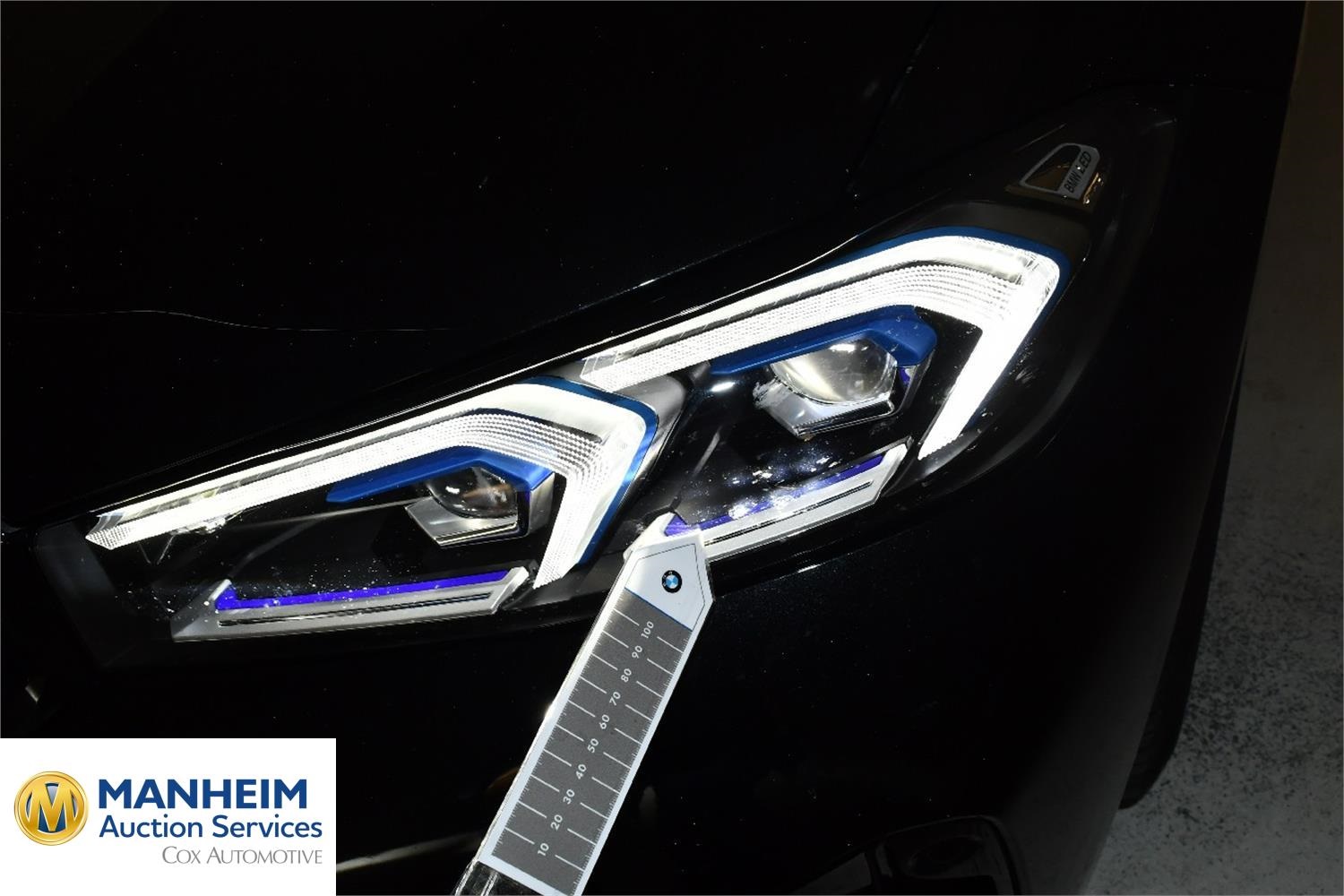 Foto BMW 330e xDrive Touring (G21) 38