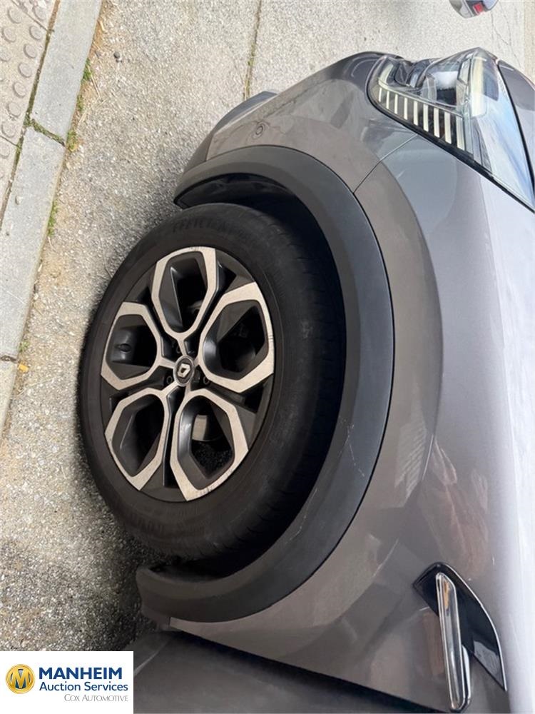 Foto Renault CAPTUR 2 24