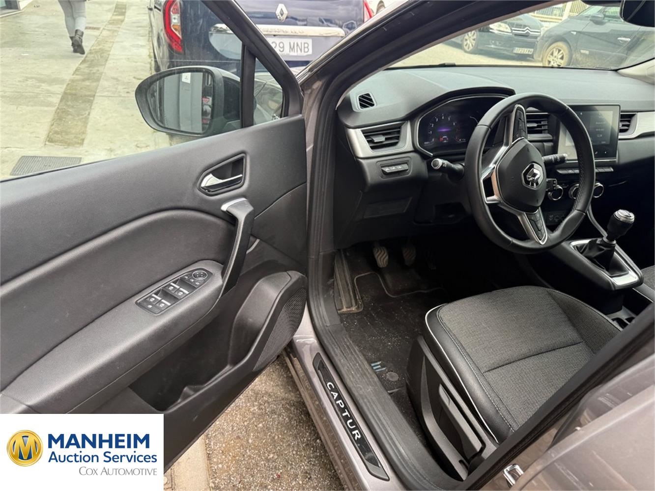 Foto Renault CAPTUR 2 29