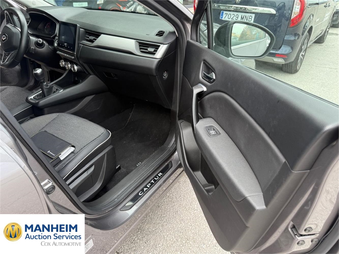 Foto Renault CAPTUR 2 38