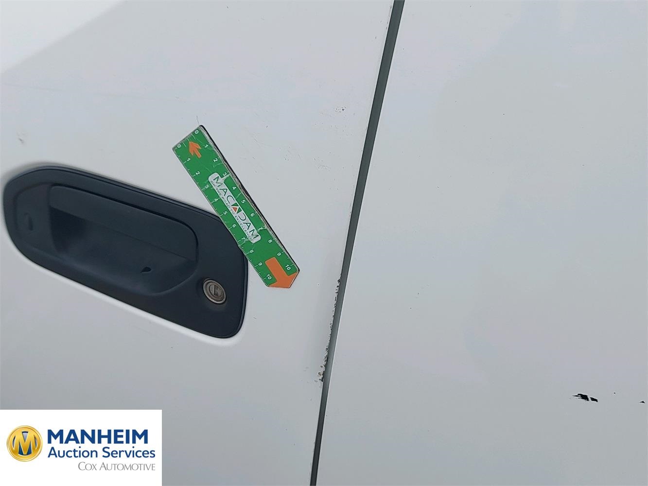 Foto Nissan E-NV 200 24