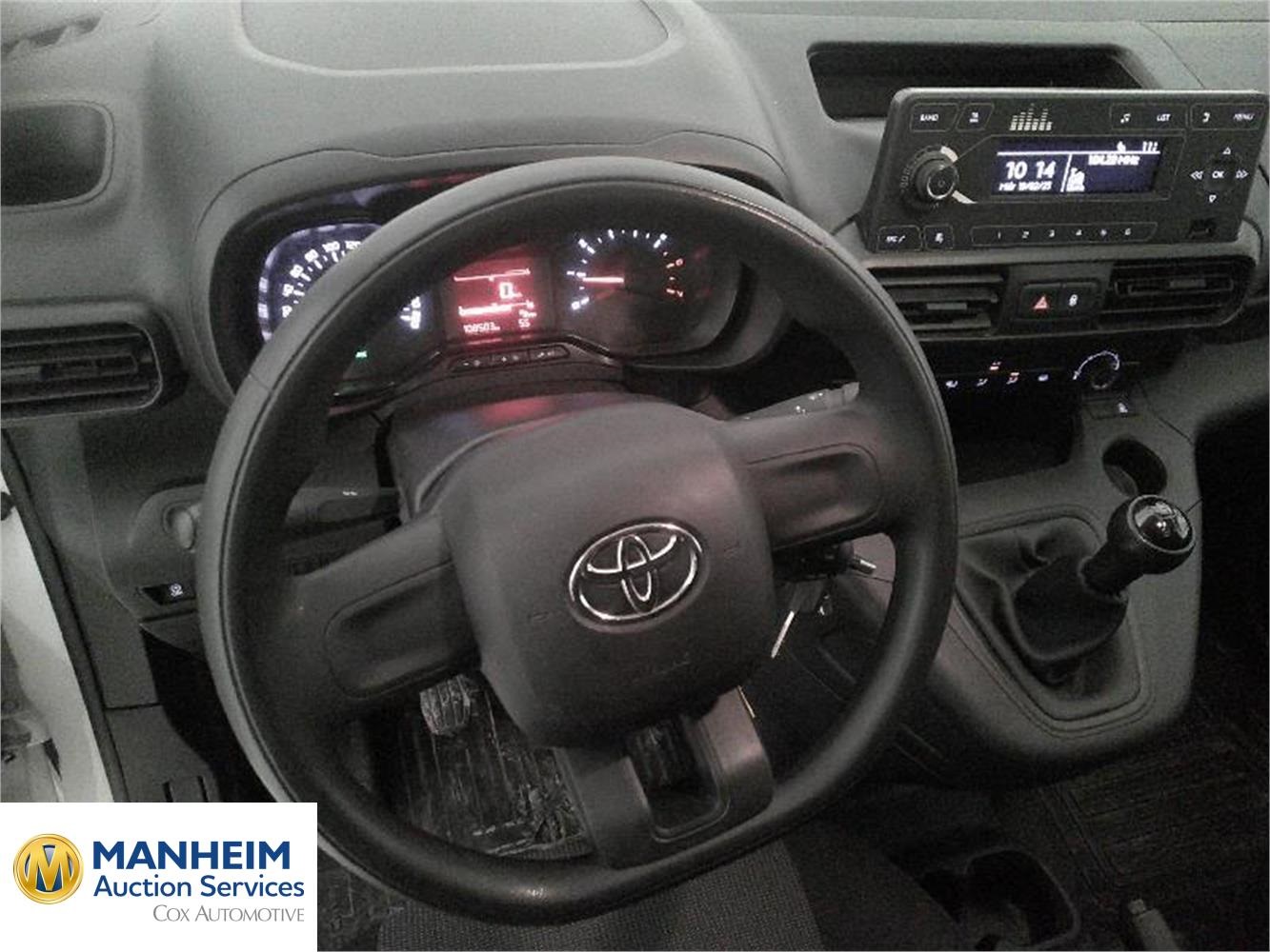 Foto Toyota Proace City 4