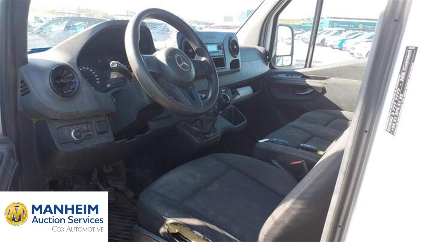Foto Mercedes Benz EQC 400 8