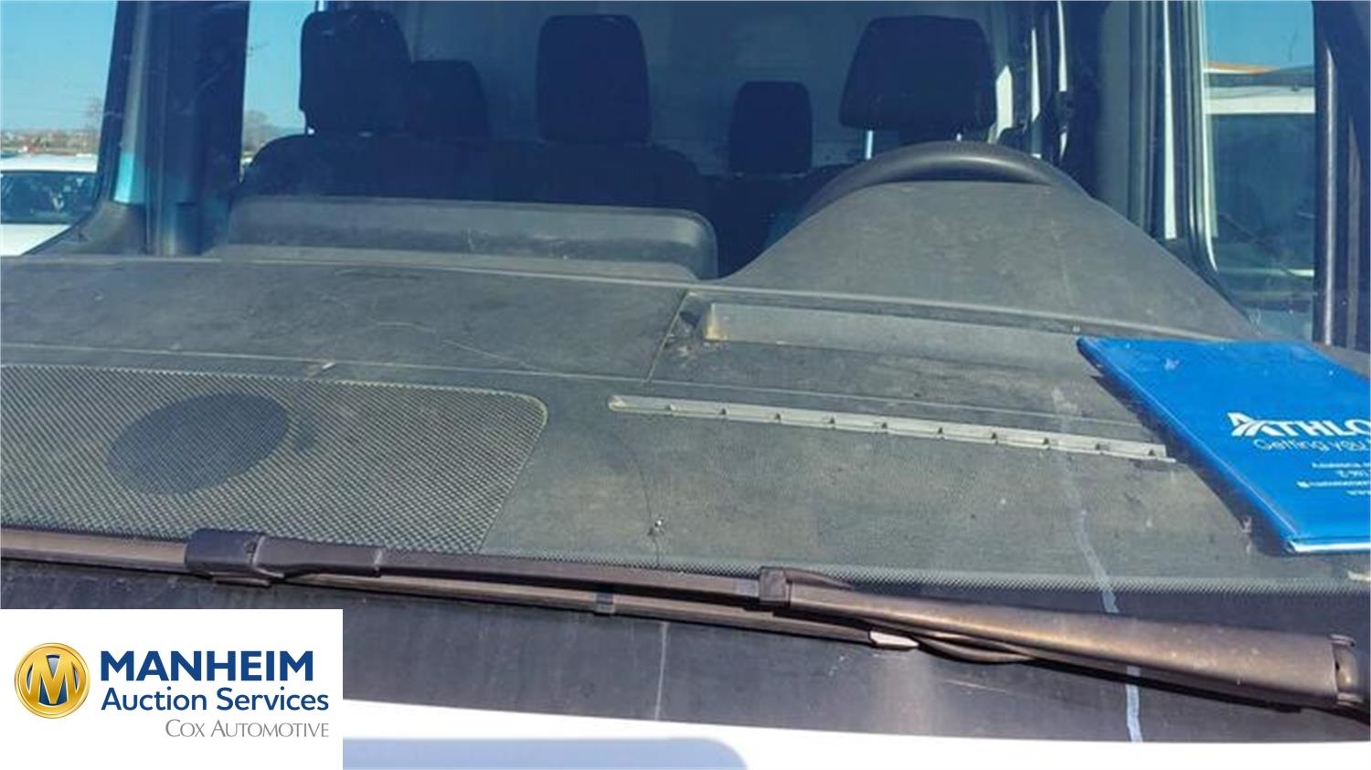 Foto Mercedes Benz EQC 400 10