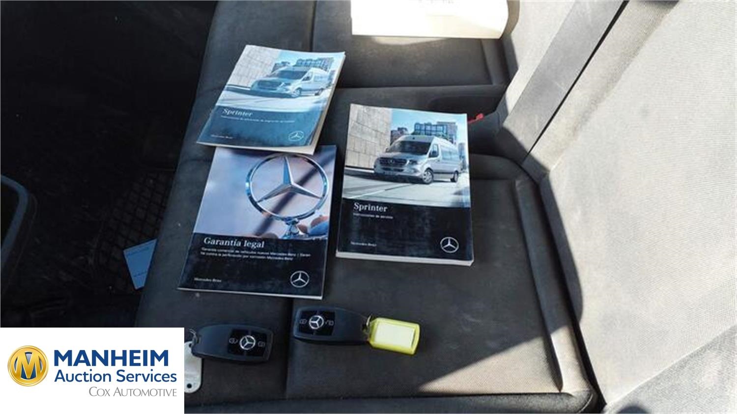Foto Mercedes Benz EQC 400 14