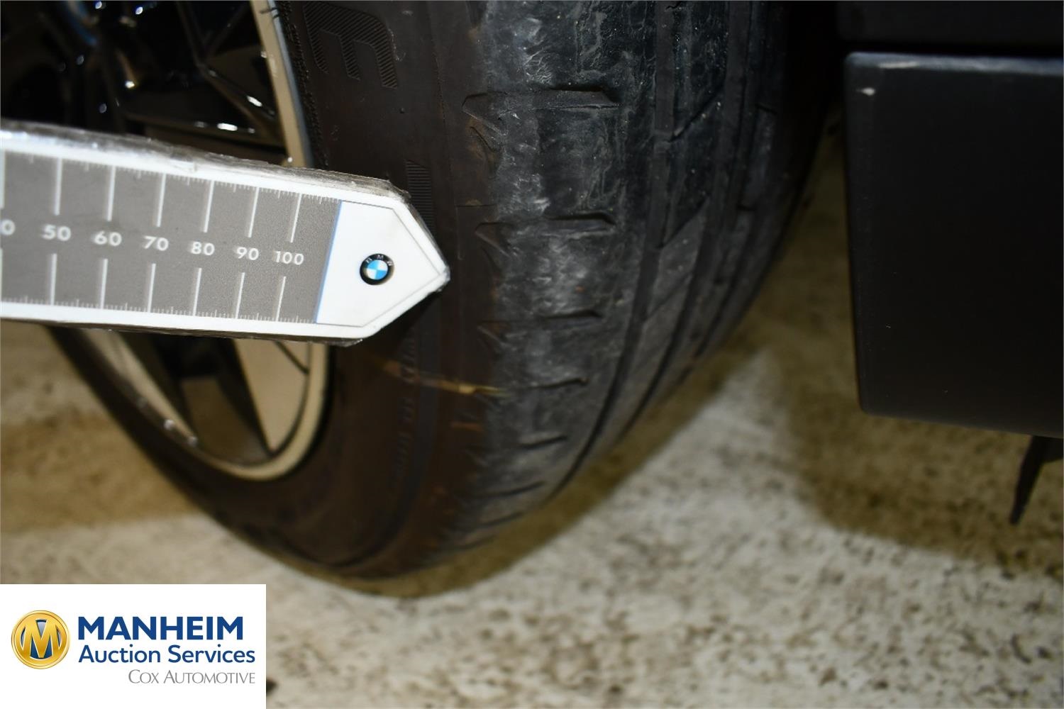 Foto BMW iX3 39