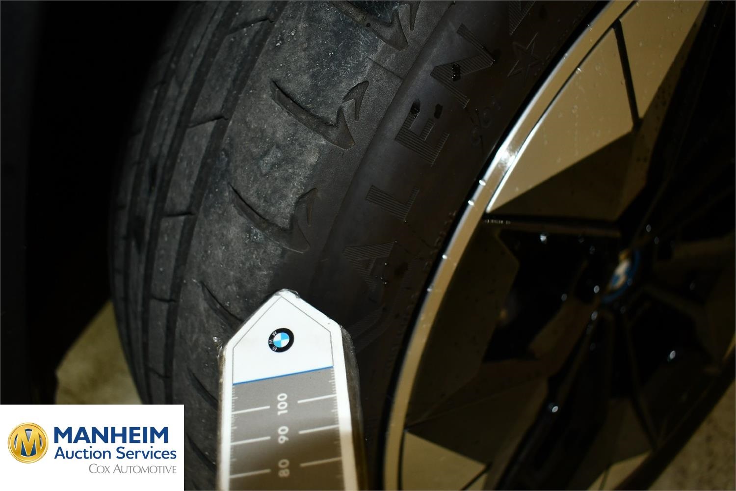 Foto BMW iX3 45