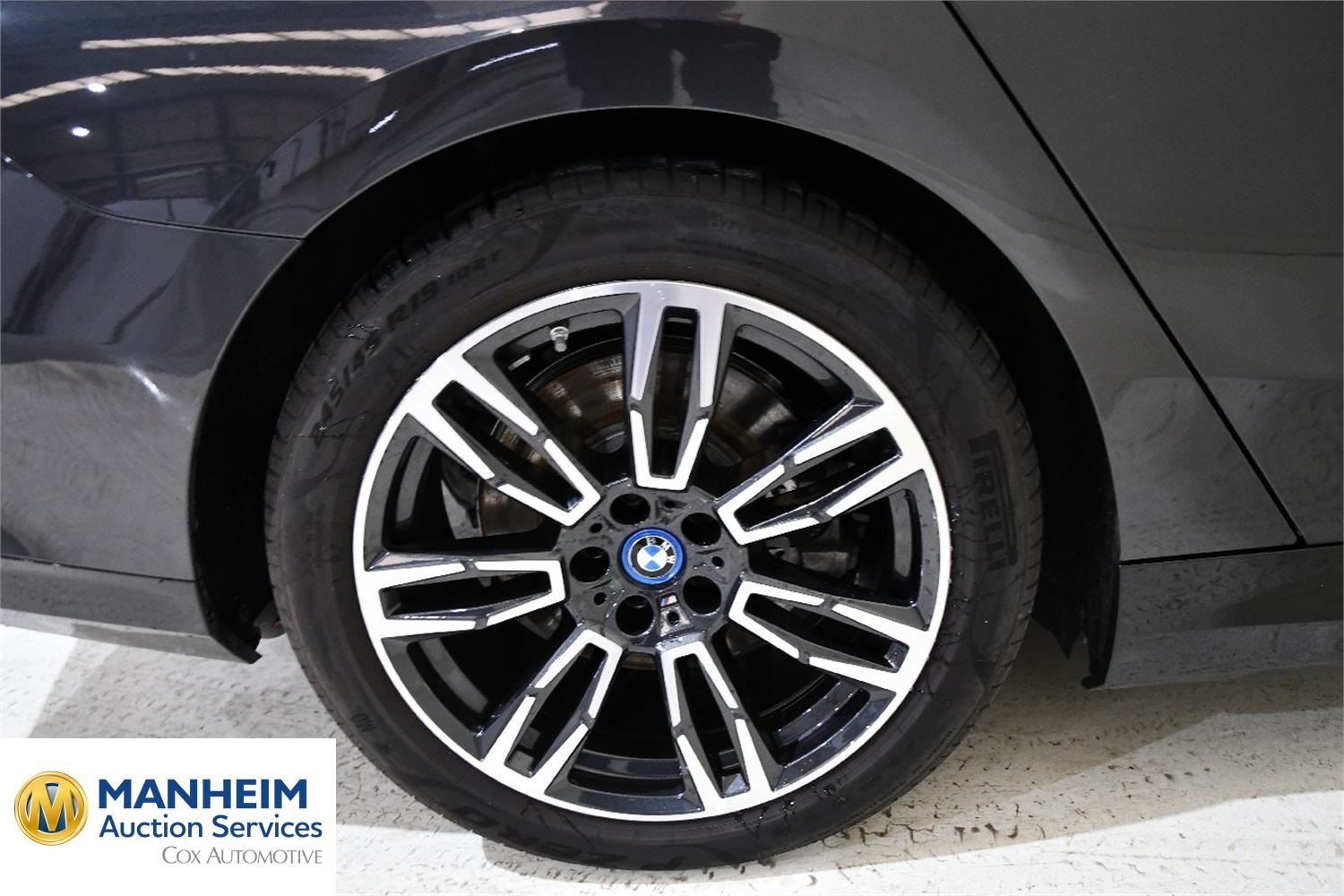 Foto BMW I5 33