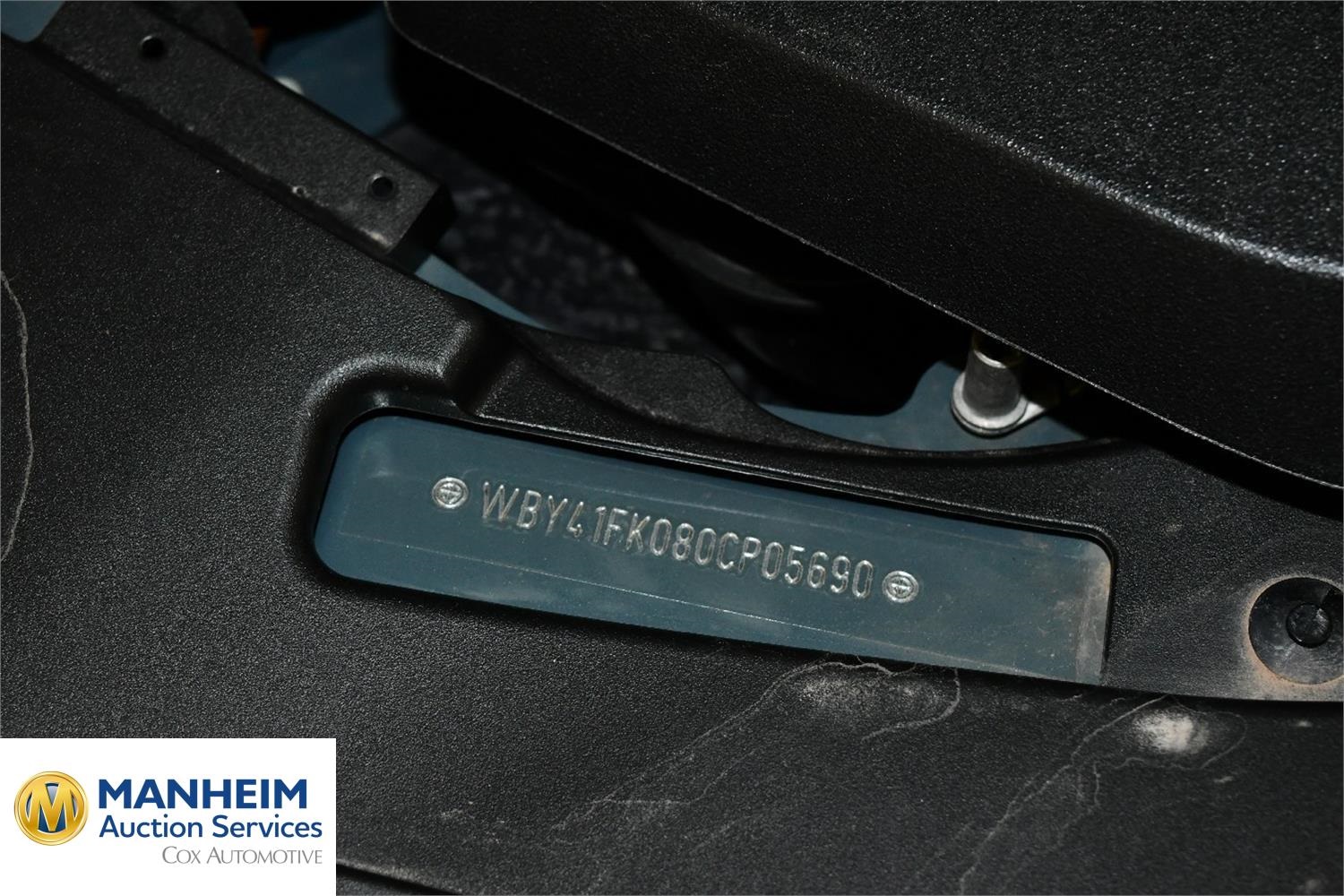 Foto BMW i5 M60 xDrive Berlina (G60) 14